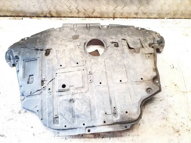Toyota RAV 4 (XA20) (2000 - 2005) 514104204c Защита двигателя — фото 1