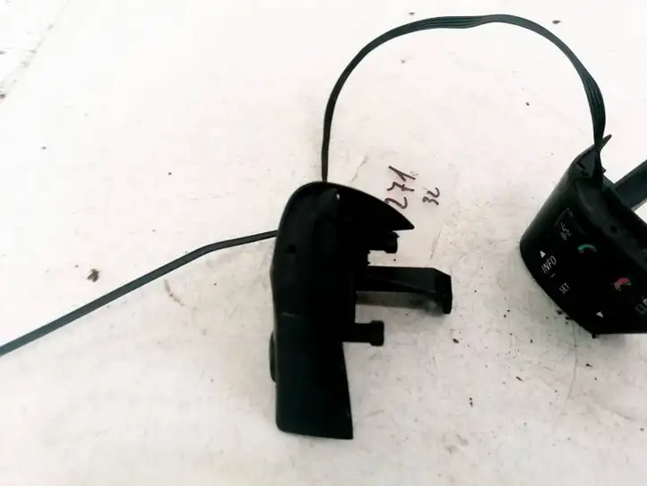 Saab 9-3 Ver2 (2003 - 2007) 12764172 Кнопки на рулевом колесе — фото 2