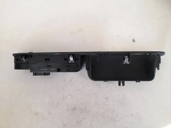 BMW X5 E70 (2006 - 2013) 51417137138 Кнопка стеклоподъемников — фото 3