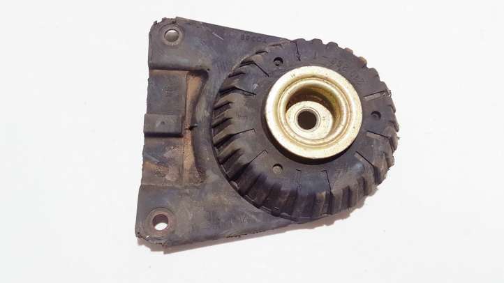 Ford Mondeo Mk III (2000 - 2007)  1s7118198ag Опора пружины (верхняя)
