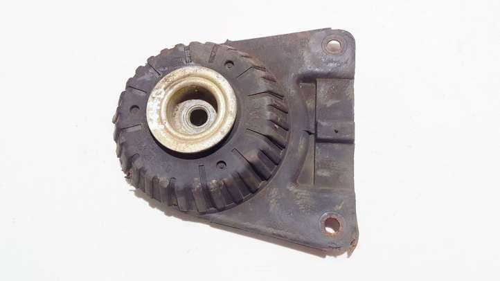 Ford Mondeo Mk III (2000 - 2007)  1s7118198ag Опора пружины (верхняя)