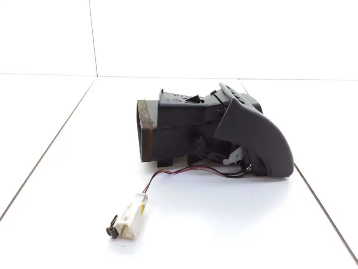 Citroen C5 (2001 - 2004) 963261657A Боковой воздушный дефлектор — фото 3