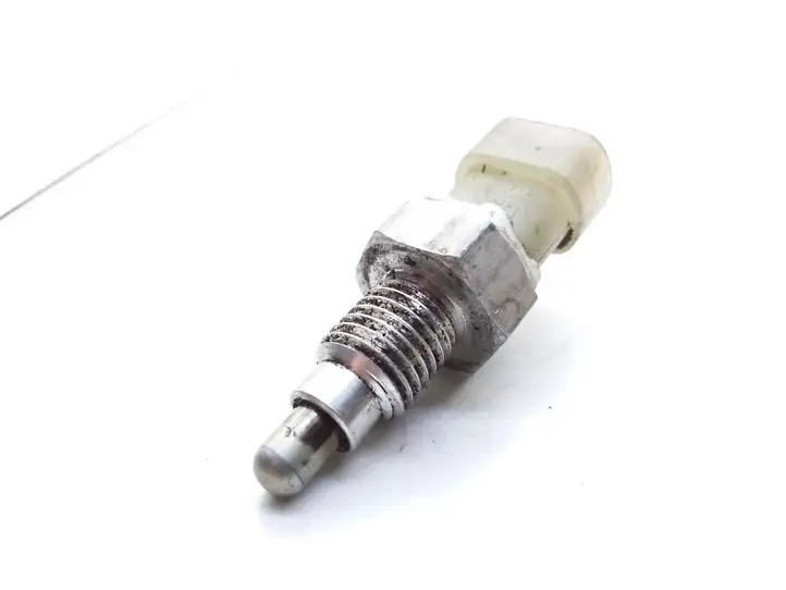 Opel Astra G (1998 - 2004) 90482454 Датчик заднего хода — фото 2