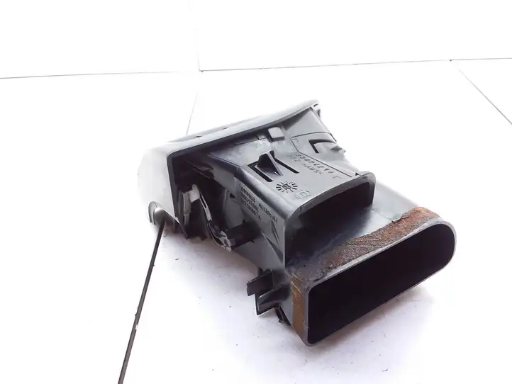 Citroen C5 (2001 - 2004) 963261667A Боковой воздушный дефлектор — фото 2