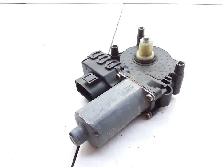 Audi A6 S6 C5 4B (1997 - 2001) 0130821785 Стеклоподъемник задней двери — фото 3