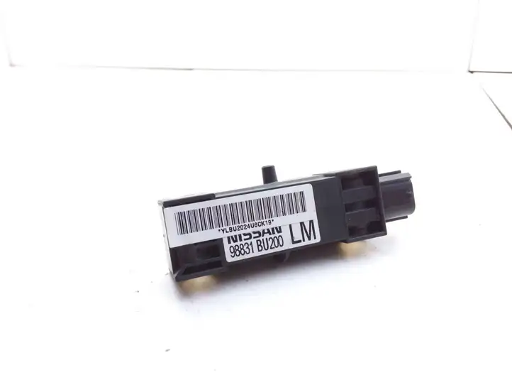 Nissan Almera (2000 - 2006) 98831BU200 Датчик удара SRS — фото 1