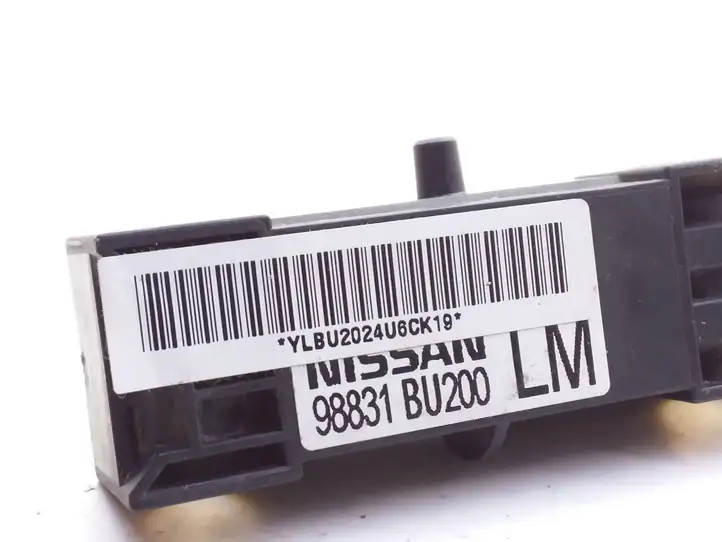 Nissan Almera (2000 - 2006) 98831BU200 Датчик удара SRS — фото 3