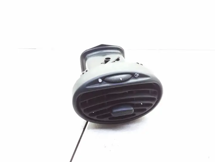 Ford Focus (1998 - 2004) 98AB19893BJW Боковой воздушный дефлектор — фото 1