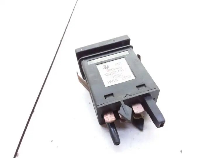 Volkswagen PASSAT B5.5 (2001 - 2005) 3B0959621C Кнопка обогрева стекла — фото 3
