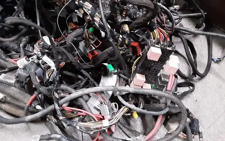 Nissan Primera (2001 - 2008) 2401001Q6G Прочая электропроводка — фото 14