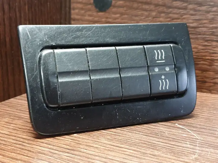 Mercedes-Benz Vito Viano W639 (2003 - 2010) A6396890939 Включатель обогрева — фото 4