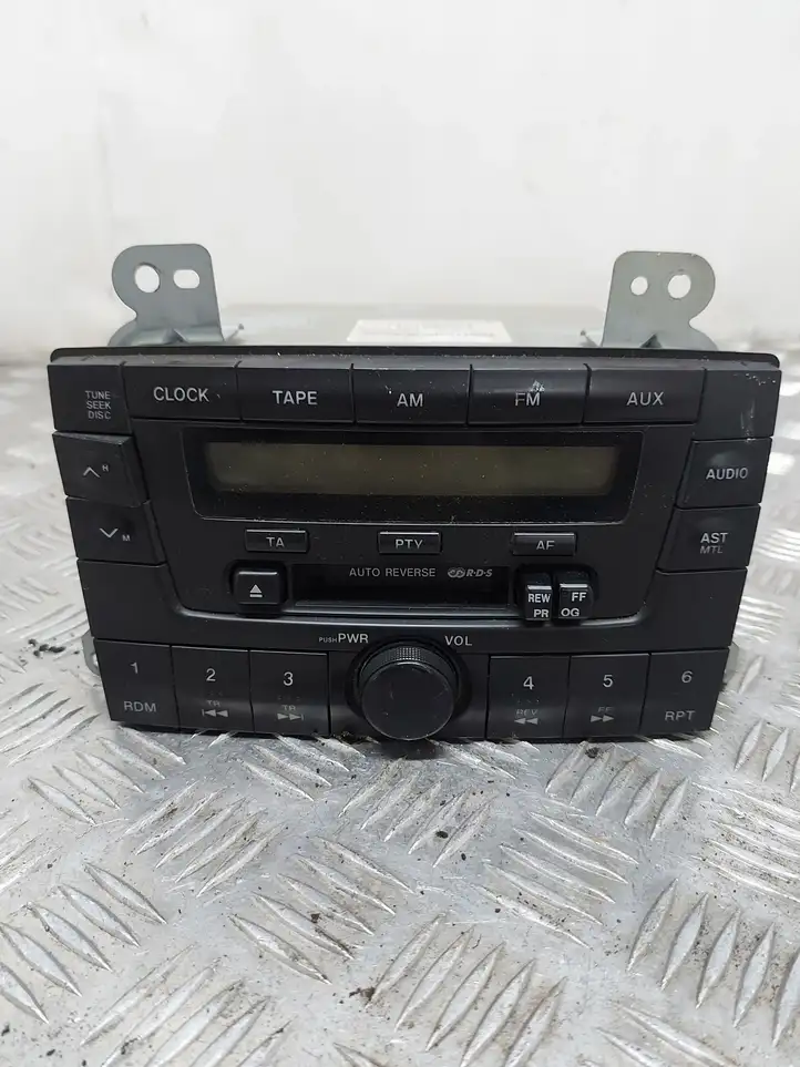 Mazda MPV (1999 - 2006) CQLM8920A Магнитола / мультимедийная система — фото 1