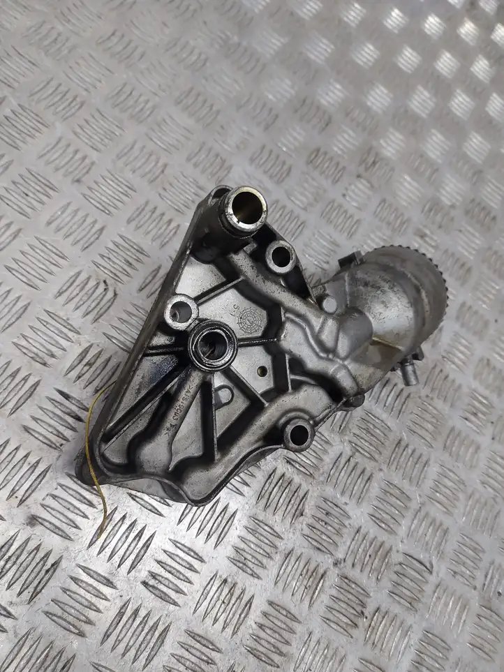 Opel Astra H (2004 - 2009) 5989070231 Кронштейн масляного фильтра — фото 2