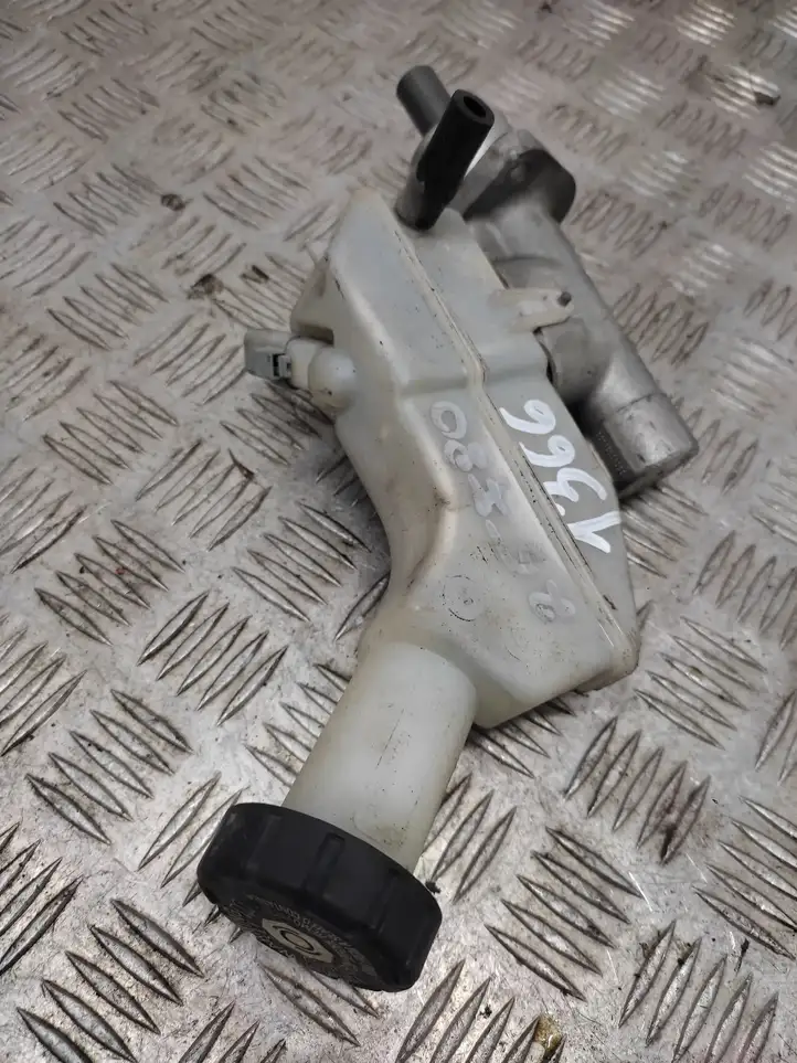 Renault Modus (2004 - 2007) 8200304083 Бачок тормозной жидкости — фото 3