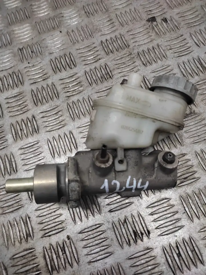 Suzuki Ignis (2000 - 2003) 0204254162 Бачок тормозной жидкости — фото 3