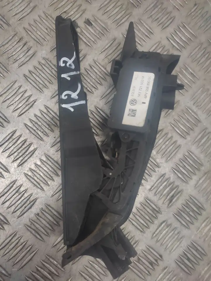Seat Altea (2004 - 2009) 1K1721503M Педаль акселератора — фото 1