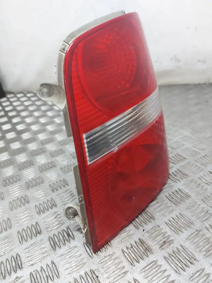 Volkswagen Touran I (2003 - 2010) 1T0945096G Задний фонарь в кузове — фото 5