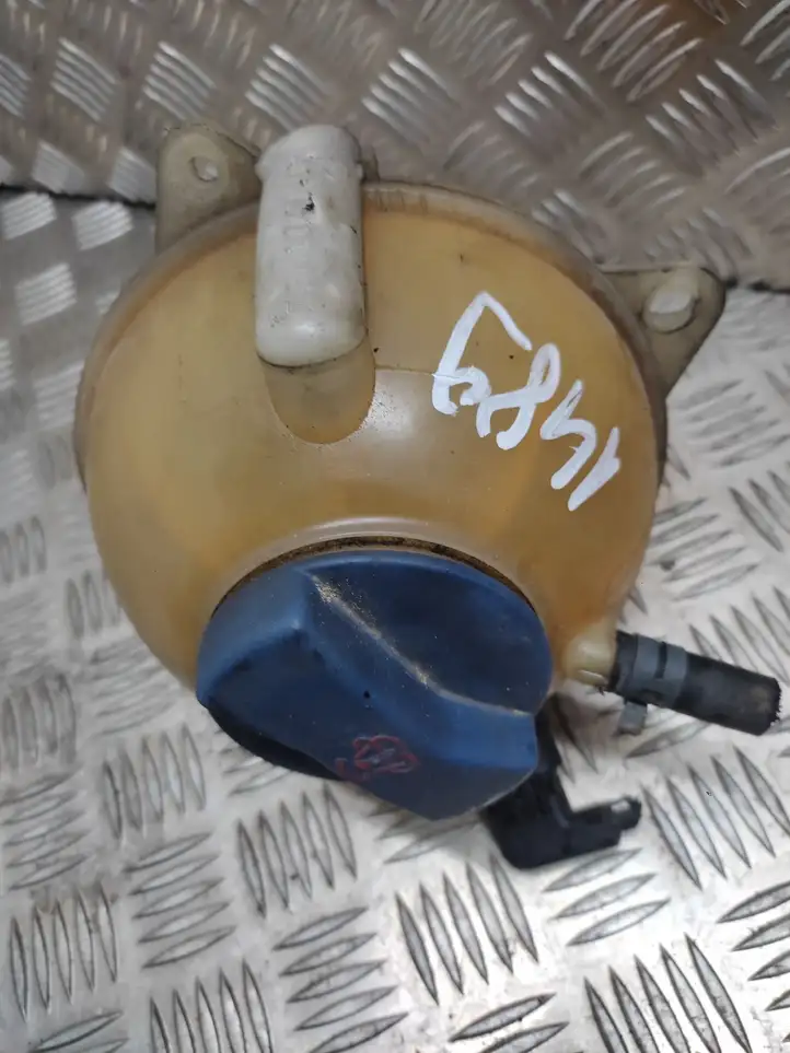 Audi A3/S3 8L (2000 - 2003) ZSB1J0121403B Расширительный бачок — фото 1