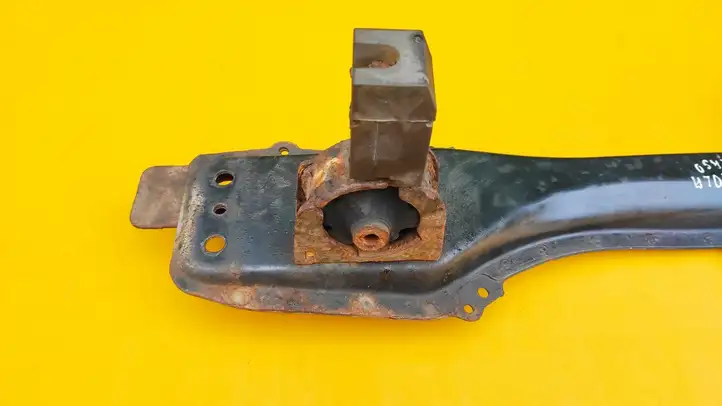 Toyota Corolla Verso E121 (2001 - 2004) 5120412150 Кронштейн двигателя — фото 4