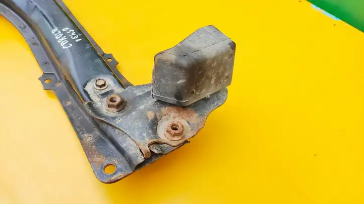 Toyota Corolla Verso E121 (2001 - 2004) 5120412150 Кронштейн двигателя — фото 5