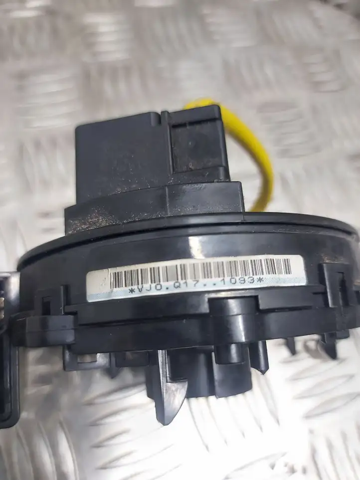 Toyota Avensis Verso (1995 - 2001) Контактное кольцо SRS — фото 5