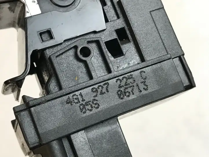 Audi A6 C7 (2011 - 2014) 4G1927225C Кнопка ручного тормоза — фото 4