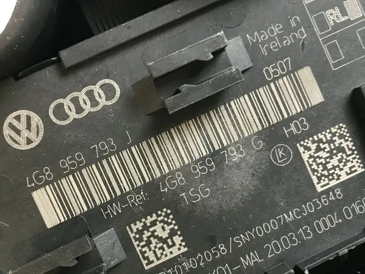 Audi A6 C7 (2011 - 2014) 4G8959793J Блок управления дверью — фото 4