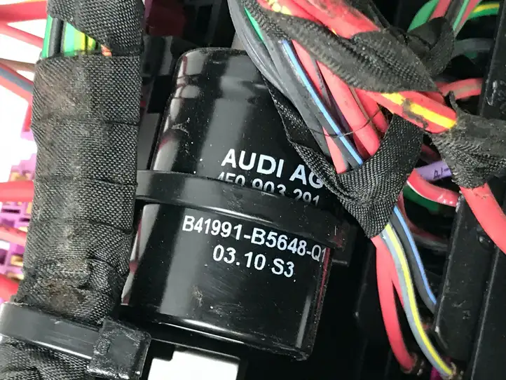 Audi Q5 SQ5 (2008 - 2012) 8K1971072KQ Проводка двигателя — фото 13