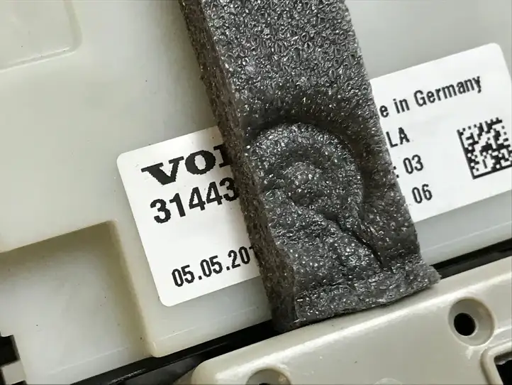 Volvo S90, V90 (2016 - 2020) 31479609 Передняя подсветка — фото 5