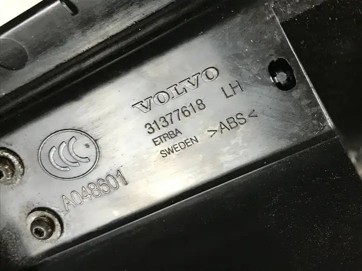 Volvo S90, V90 (2016 - 2020) 31377618 Внутренняя отделка заднего порога — фото 4
