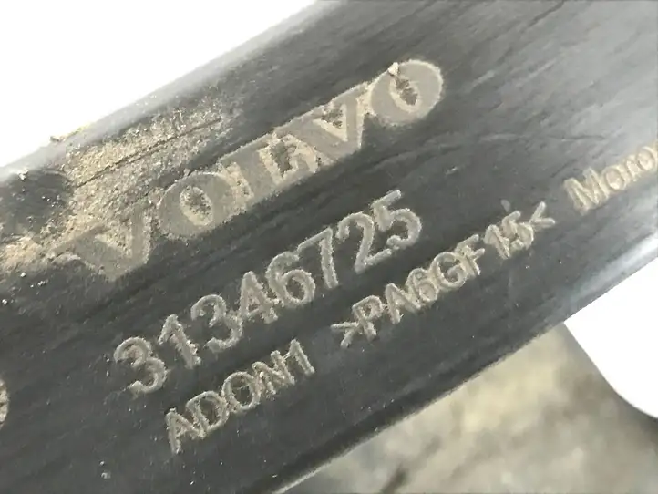 Volvo S90, V90 (2016 - 2020) 31687011AA Плюсовой провод аккумулятора — фото 6