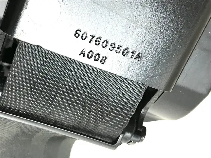 Volkswagen Golf VI (2009 - 2013) 1K9857806 Задний ремень безопасности — фото 8