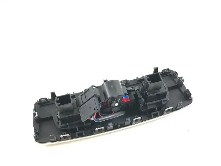 Audi A6 C7 (2011 - 2014) 4G0863351A Включатель обогрева — фото 4