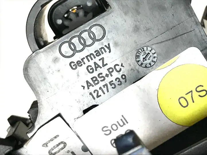 Audi A6 C7 (2011 - 2014) 4G0863351A Включатель обогрева — фото 5