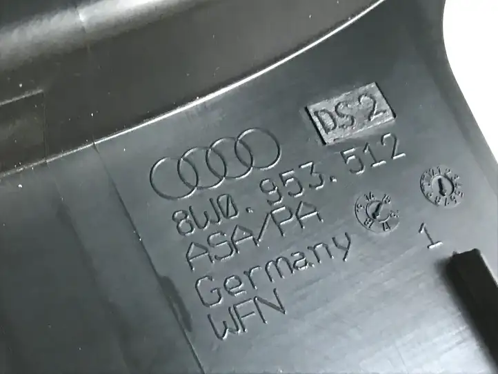 Audi A4 S4 B9 (2015 - 2019) 8W0953512 Обшивка рулевой колонки — фото 7