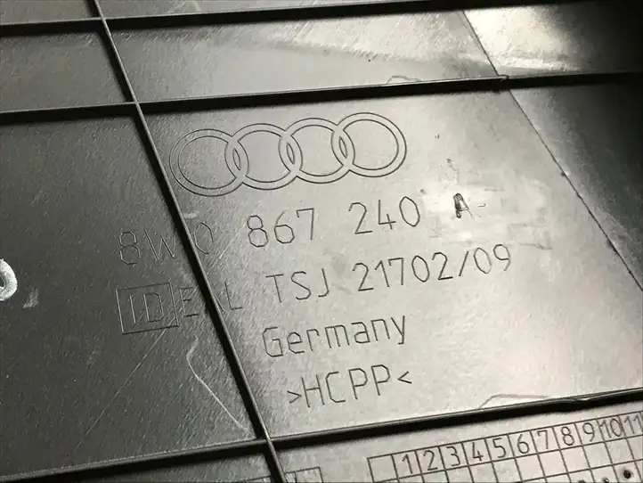 Audi A4 S4 B9 (2015 - 2019) 8W0867240A Нижняя обшивка стойки B — фото 3