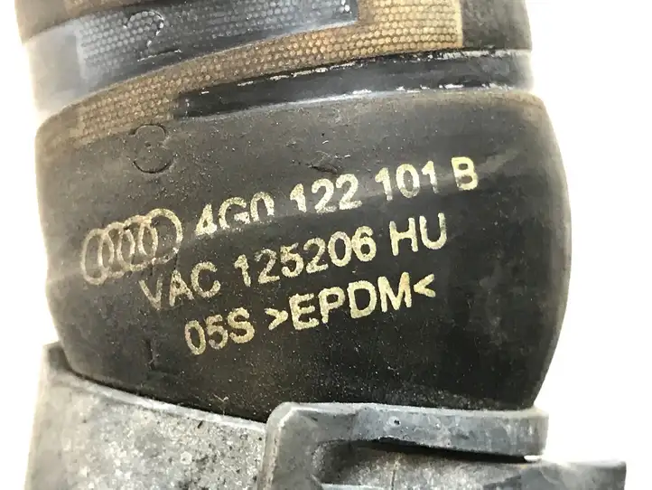 Audi A7 S7 4G (2010 - 2014) 4G0122101B Шланги системы охлаждения — фото 3