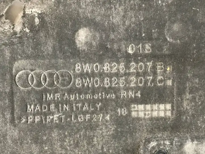 Audi A4 S4 B9 (2015 - 2019) 8W0825207B Защита днища — фото 5