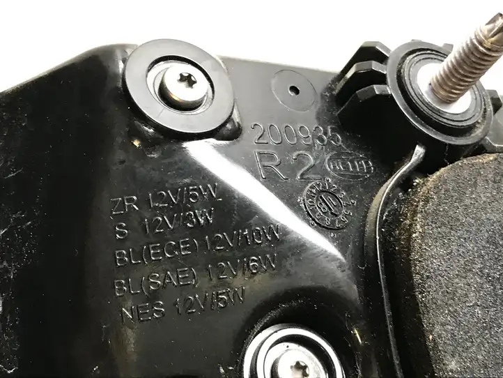 Audi A4 S4 B9 (2015 - 2019) 8W5945094D Задний фонарь в крышке багажника — фото 6