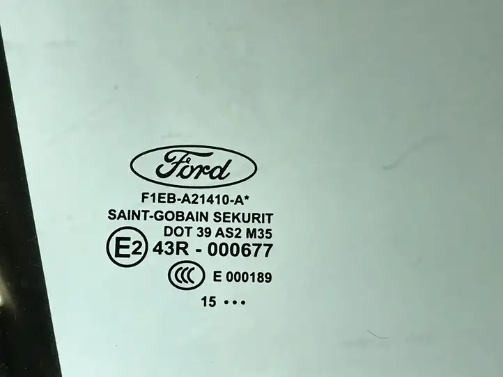 Ford Focus (2015 - 2019) F1EBA21410A Дверь — фото 2
