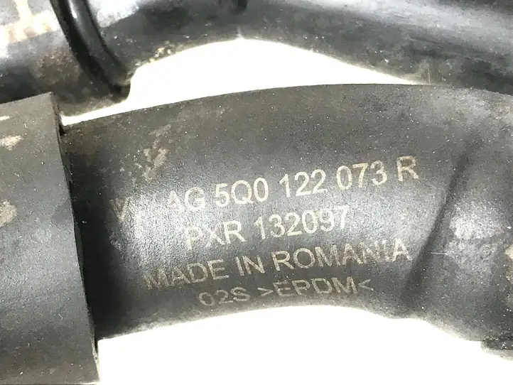 Skoda Octavia Mk3 (5E) (2013 - 2019) 5Q0121070AF Шланги системы охлаждения — фото 3