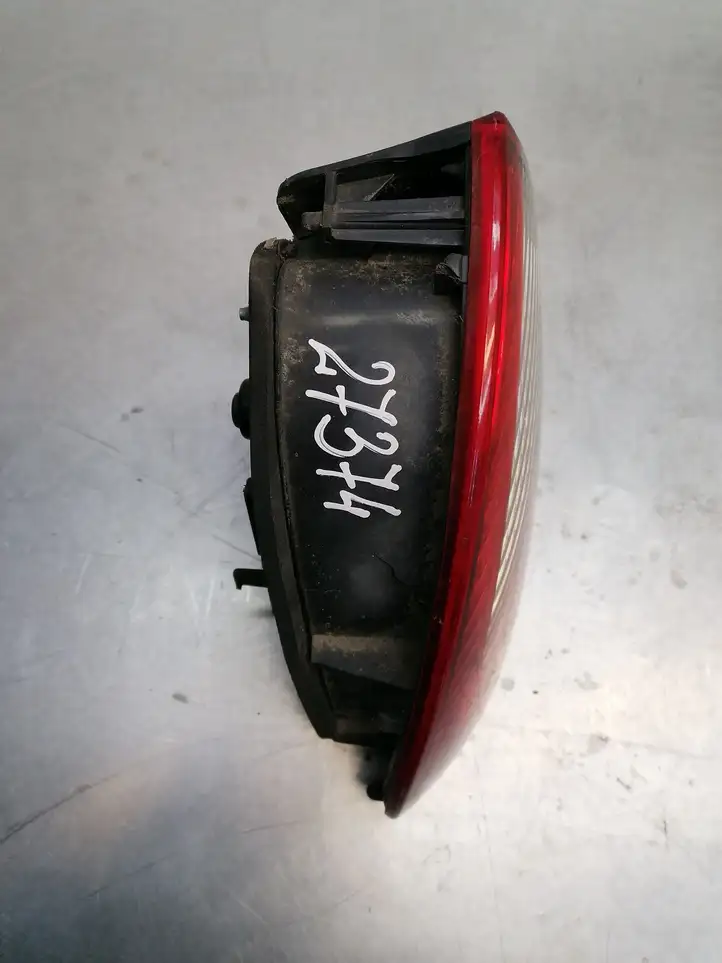 Seat Leon (1M) (1998 - 2006) 1M6945095A Задний фонарь в кузове — фото 2