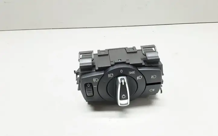 BMW 3 E90 E91 (2005 - 2012) 9169406 Включатель фонарей — фото 1