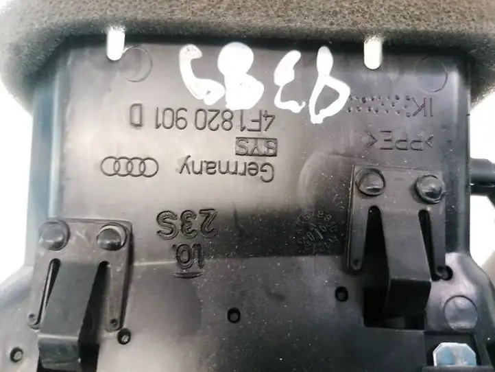 Audi A6 S6 C6 4F (2004 - 2008) 4F1820901D Центральный воздушный дефлектор — фото 2