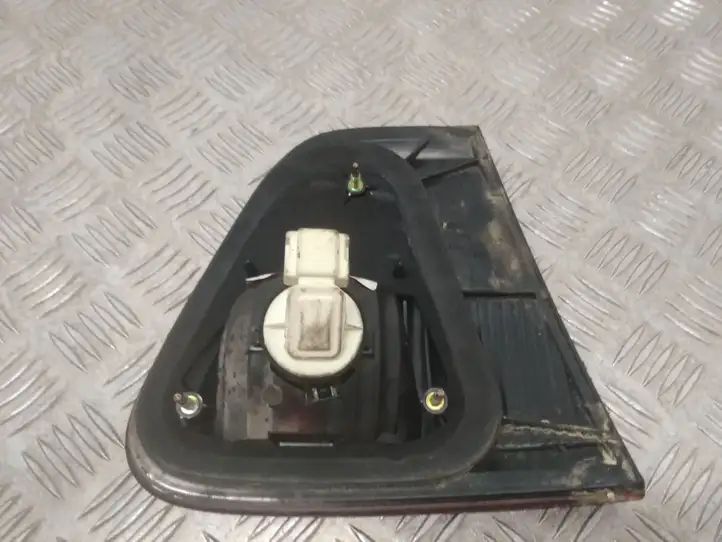 Seat Cordoba (6K) (1999 - 2002) 6K5945092F Задний фонарь в крышке багажника — фото 2