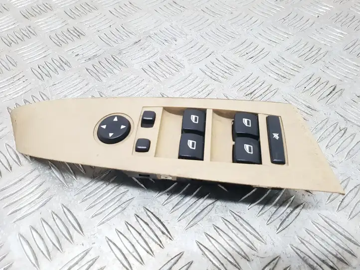 BMW 5 E60 E61 (2004 - 2010) 6951910 Кнопка стеклоподъемников — фото 1