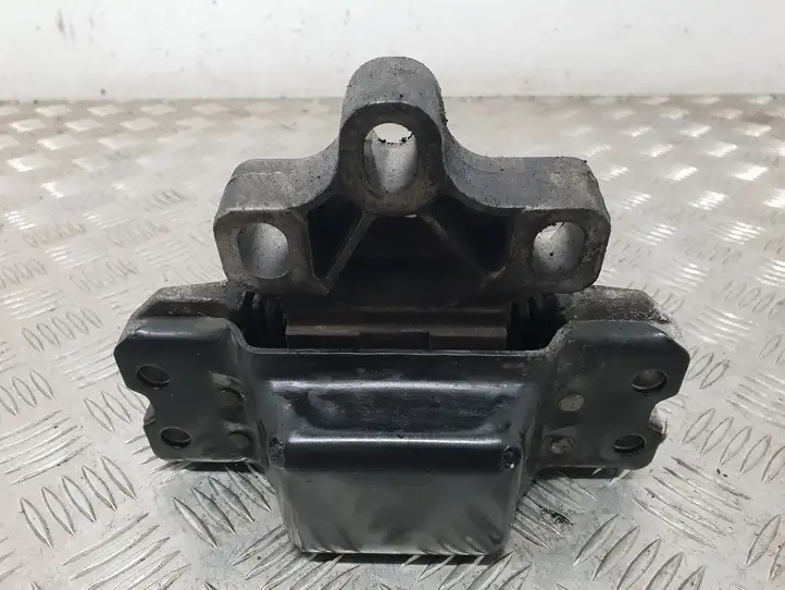 Volkswagen Touran I (2003 - 2010) 1K0199555Q Опора двигателя — фото 2