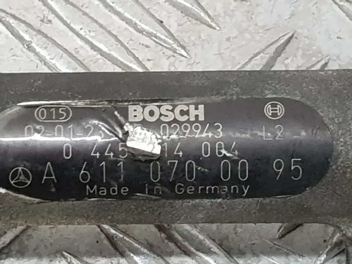 (1993 - 2000) A6110700095 Магистральная топливная трубка — фото 2