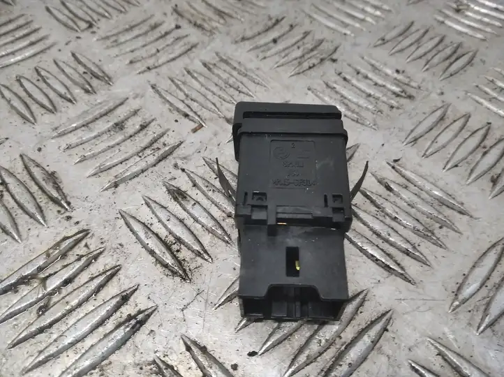Seat Ibiza III (6L) (2002 - 2008) 6L2959621 Кнопка обогрева стекла — фото 3