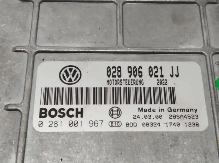 Volkswagen Sharan (2000 - 2003) 028906021JJ Блок управления двигателем (ЭБУ) — фото 3
